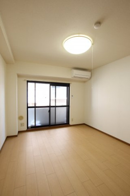 【洋室】 | シャン・ド・フルール