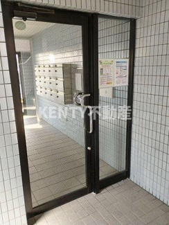 【エントランス】 | 建物の内部です