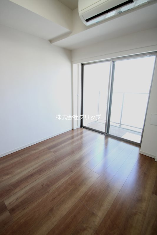 マークス横浜橋通りの洋室