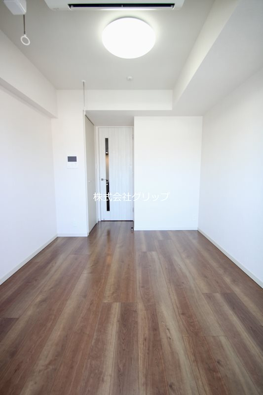 マークス横浜橋通りの居間・リビング