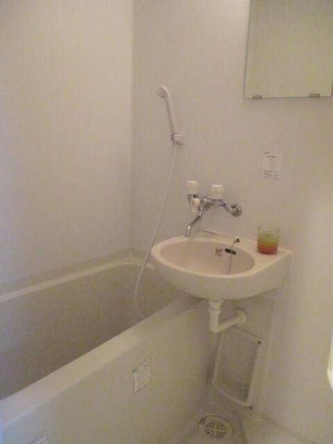 明風コーポの浴室