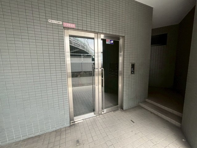 山ノ上エミネンスのエントランス