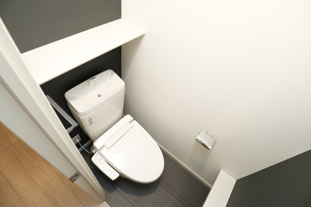 サヴォイ　ル・プルミエ　パリエ　9階のトイレ|別号室の写真です。
現状優先となります。