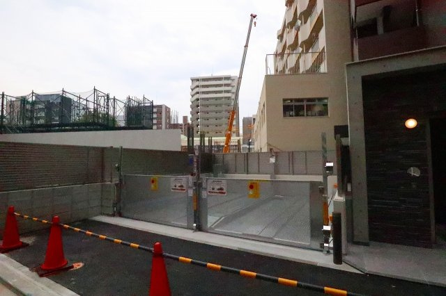 サヴォイ　ル・プルミエ　パリエ　9階の駐車場