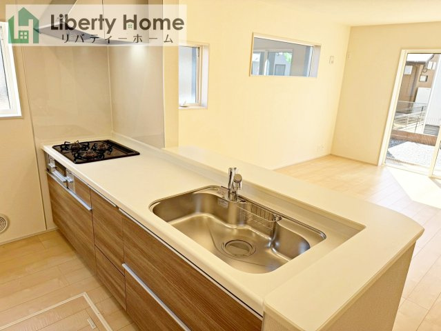 第2土浦市並木　新築戸建　2号棟の前面道路含む現地写真