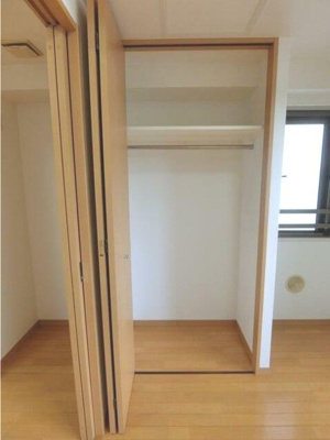 【収納】 | ルピナス・グランドカーサ西巣鴨 | クローゼット完備で収納もばっちり