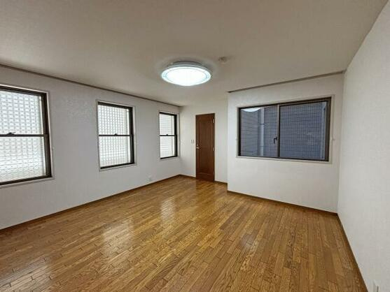 ドメーヌ熱海伊豆山の洋室