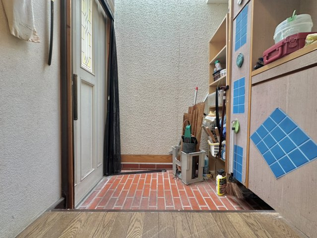 ひたちなか市馬渡中古物件の玄関