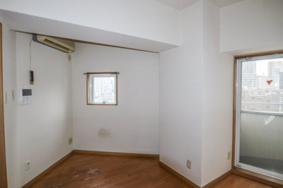 【洋室】 | ラナップスクエア新福島 | 明るい洋室は約6．0帖　床暖房があります♪