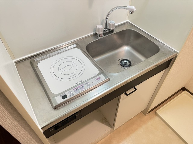 スカイコート本郷東大前のキッチン|ＩＨクッキングヒーター