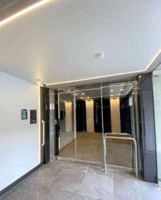 【エントランス】 | コンフォリア・リヴ新中野SOUTH