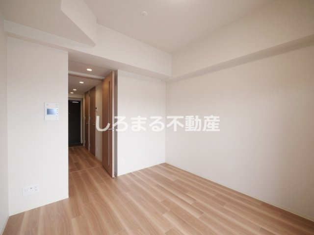 プレサンス深江橋ラヴィゲートの居間・リビング