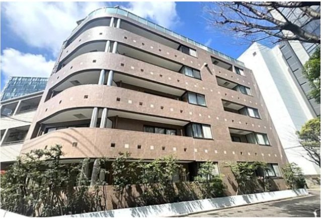 ★仲介手数料無料★エバーグリーンパレス新宿（フルリノベーション最上階メゾネット住戸）の外観