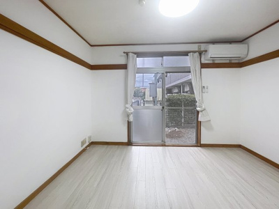 【居間・リビング】 | ホワイトコートカヤ