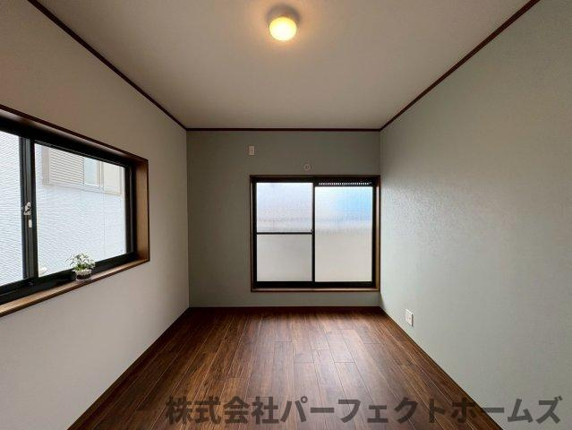 【寝室】の画像