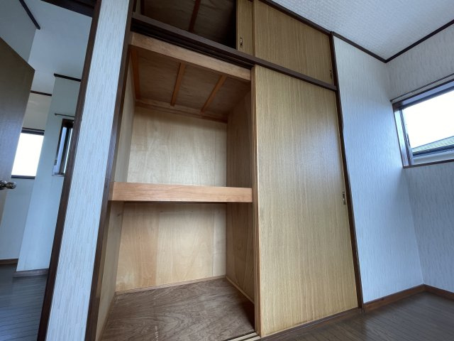 富田中古一戸建ての収納