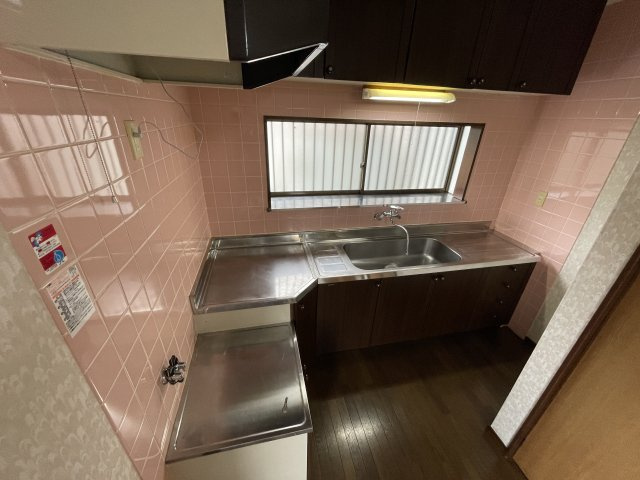 富田中古一戸建てのキッチン