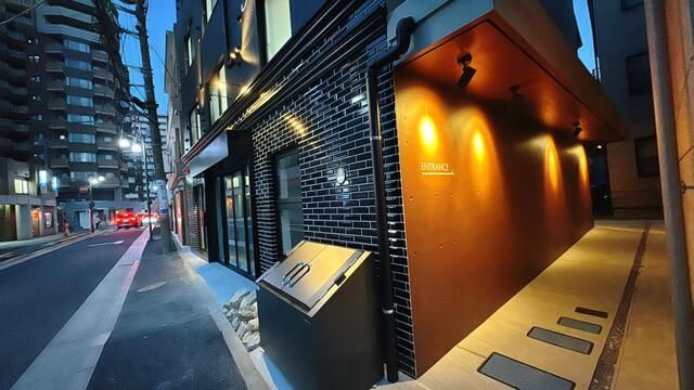 ピュセル王子神谷のエントランス