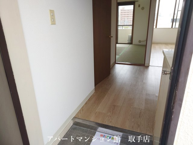 取手細井ハイムの玄関