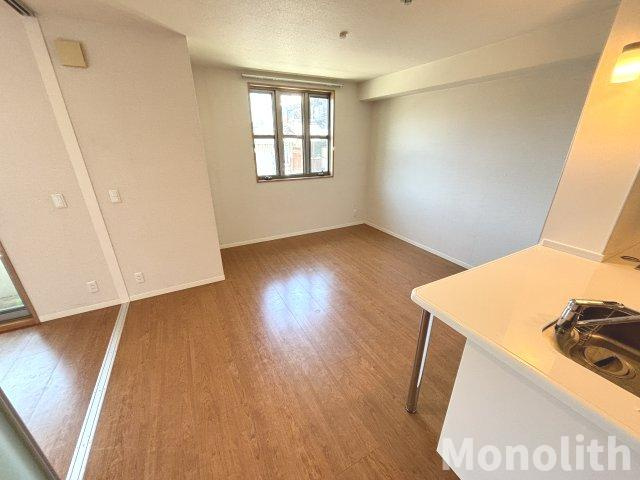 シャーメゾン竹城庵の居間・リビング