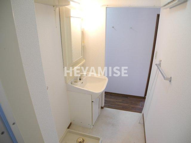 ファミリア久原の洗面所|※室内画像は別号室のもの