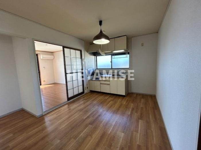 プレジール坂口A棟のキッチン