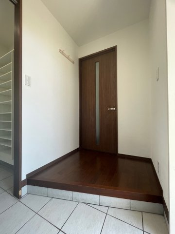 【玄関】 | 白岡市彦兵衛