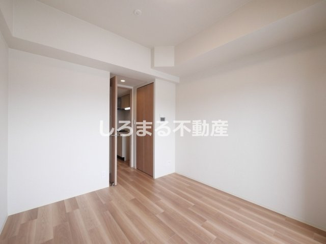 プレサンス深江橋ラヴィゲートの居間・リビング