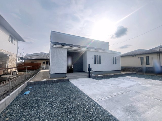 新築戸建・新築建売　笹谷桜水第6　笹谷小・信陵中の外観|駐車スペースは4台可能です！（車種による）都市ガスエリアです！
