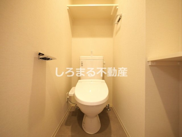 プレサンス深江橋ラヴィゲートのトイレ