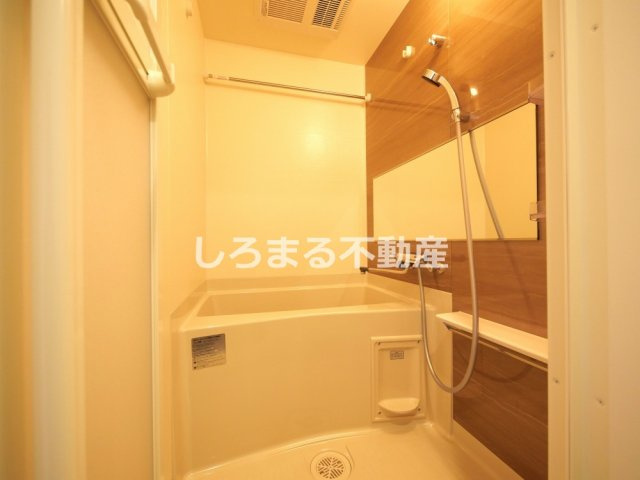 プレサンス深江橋ラヴィゲートの浴室