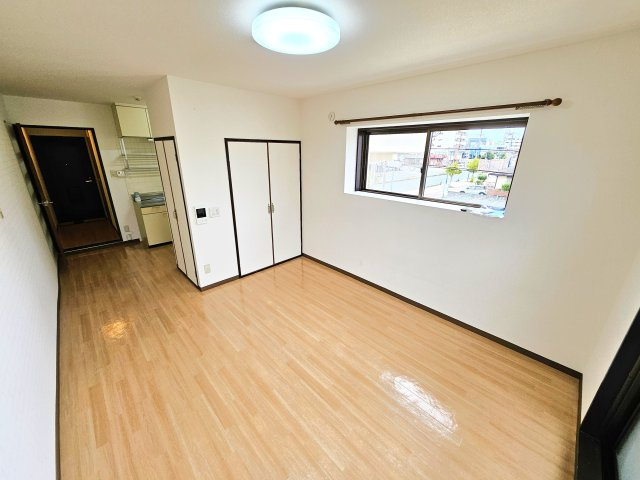 大正ビルの洋室