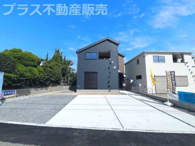 【外観】 | 糟屋郡粕屋町戸原東2丁目第2　1号棟（全2棟）【仲介手数料無料・0円】 | 現地写真。同じ物件を見るなら、プラス不動産販売にお任せ下さい。