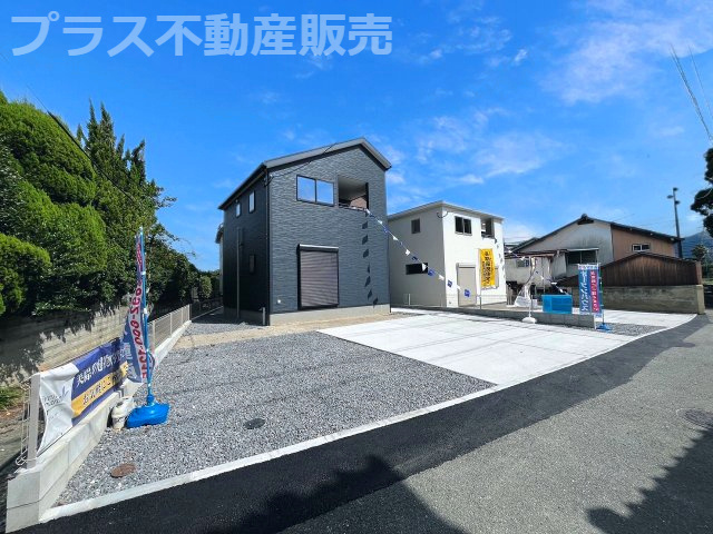 【外観】 | 糟屋郡粕屋町戸原東2丁目第2　1号棟（全2棟）【仲介手数料無料・0円】 | 現地写真。プラス不動産販売なら、現場の全ての棟をまとめてご見学頂けます。