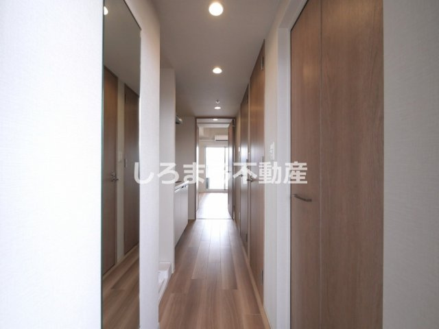 プレサンス深江橋ラヴィゲートの玄関