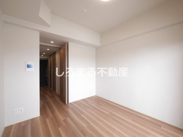 プレサンス深江橋ラヴィゲートの居間・リビング