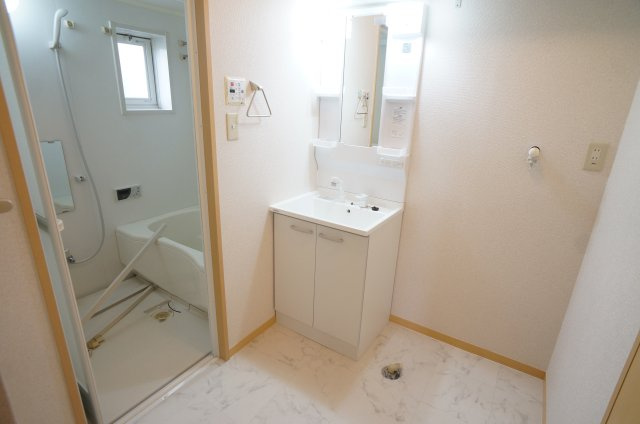 トレビアン燦の独立洗面台