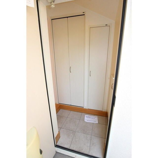 【玄関】 | ビーフラット