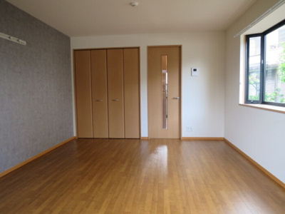 【居間・リビング】 | グリーンヴィレッジ | 居室