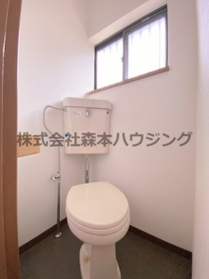 【トイレ】 | 　枚方市茄子作東町44戸建貸家 | トイレも気になるポイント