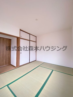 【寝室】 | 　枚方市茄子作東町44戸建貸家 | 落ち着いて過ごせるお部屋なので、寝室にいかがでしょうか
2階
