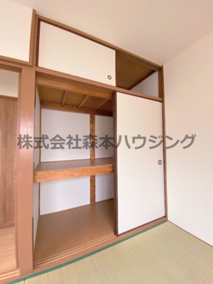 【収納】 | 　枚方市茄子作東町44戸建貸家 | 大きなスペースがあり、収納には困りません