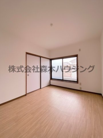 【子供部屋】 | 　枚方市茄子作東町44戸建貸家 | お子さんのお部屋にいかがでしょうか