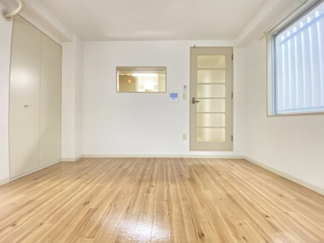 コート向森の居間・リビング