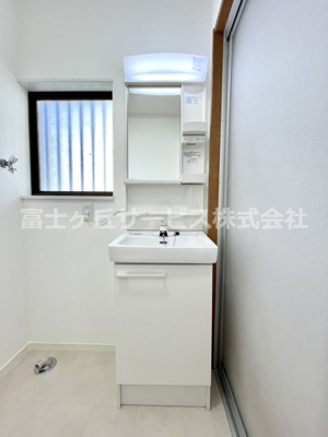 【独立洗面台】 | 菊川市本所 中古戸建て | 独立洗面化粧台付き