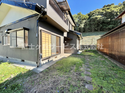 【エントランス】 | 菊川市本所 中古戸建て | エントランスです