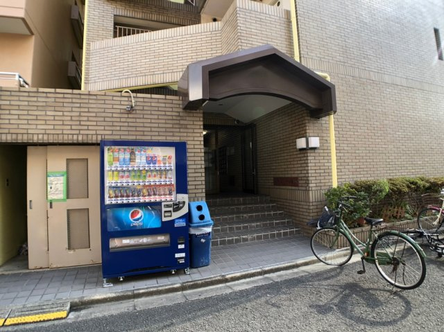 シティーハイツ弥刀のエントランス