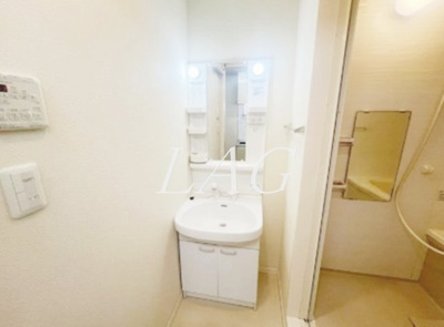 【洗面所】 | ソレイユ | 独立洗面台です。