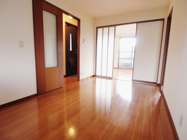 べルソー2番館の居間・リビング