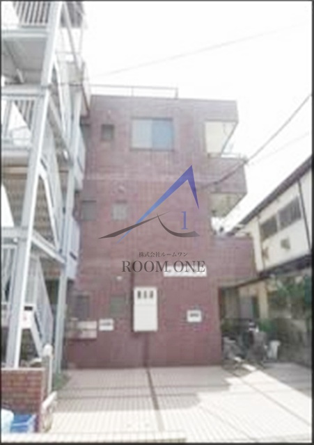 メゾン平間Ⅰのエントランス|エントランスです。